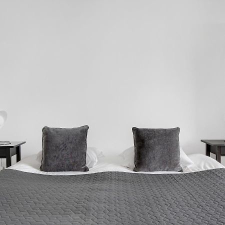 Sanders Fjord - Dreamy One-Bedroom Apartment In Center Of Roskilde Bagian luar foto